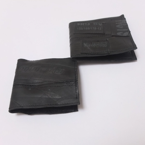 Ecobilleteras TEKNA elaboradas en neumáticos reutilizados,el regalo ideal!!!