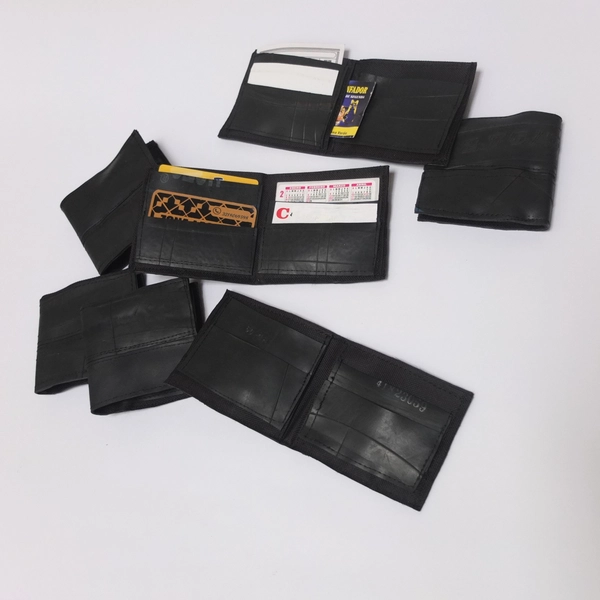 Ecobilleteras TEKNA elaboradas en neumáticos reutilizados,el regalo ideal!!!